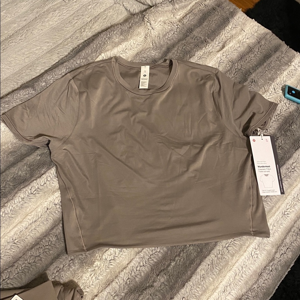 Wundermost crewneck Tshirt